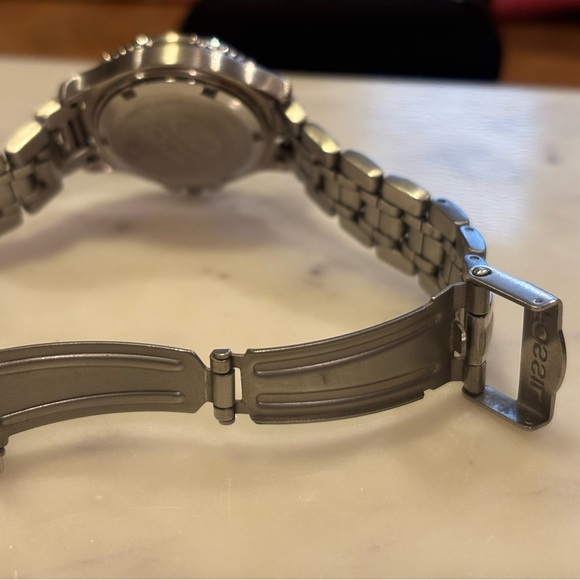 Beautiful Fossil Watch - Picture 5 of 6